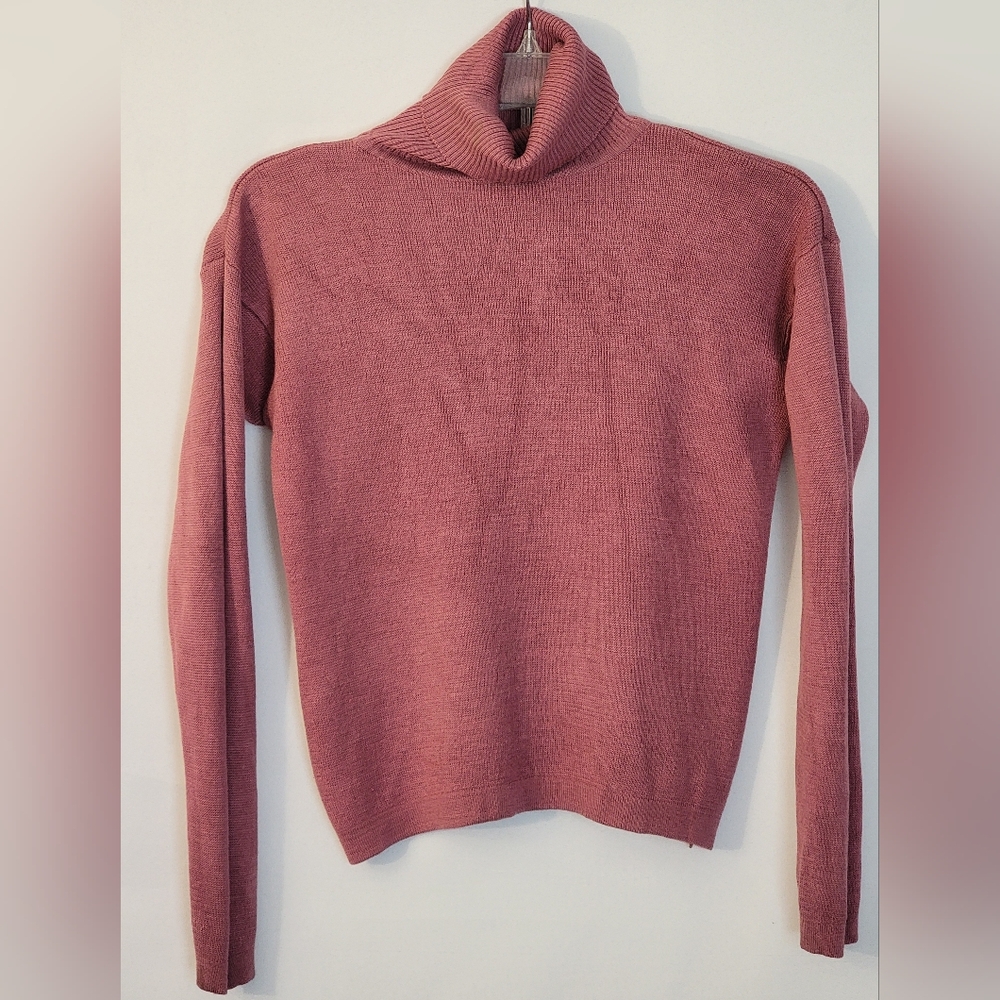C.H. Classics Women's Turtleneck Sweater 100% Silk Size S
